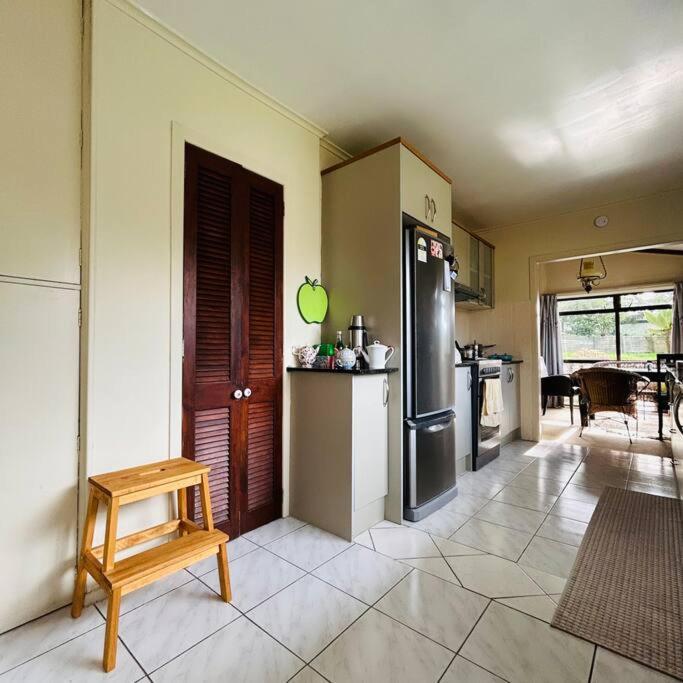 Peaceful Green Bay Charmer Auckland Exterior foto